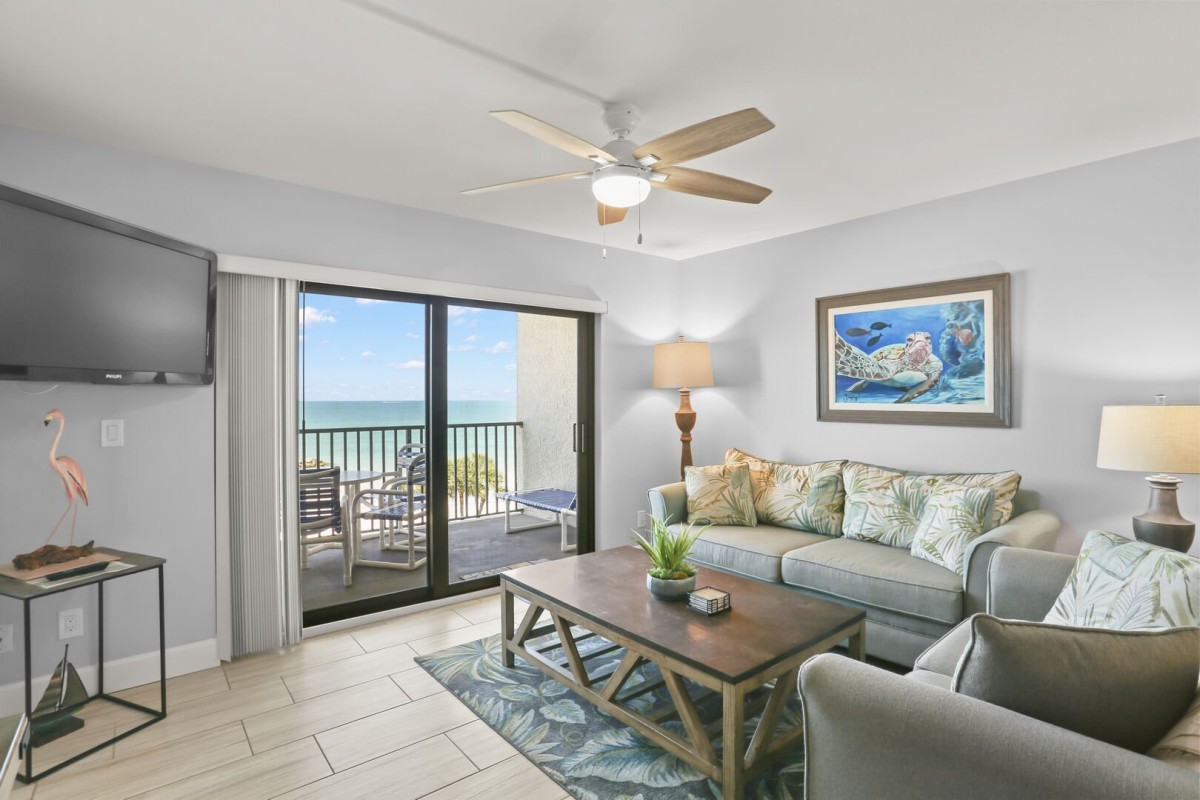 CAP402 2BR 2BA | St Pete Beach, FL | Caprice Resort in St. Pete Beach